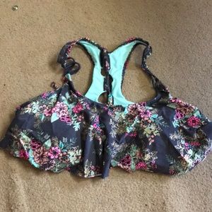 Women’s bathing suit top